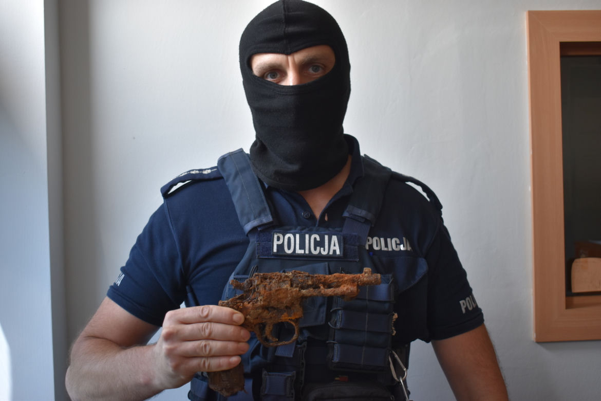 Wielkopolskie. Miał na swojej posesji broń z czasów II wojny światowej. Nawet o tym nie wiedział!