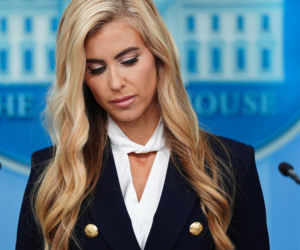 Media masakrują nową rzeczniczkę Trumpa! Piękna blondynka kocha się w prezydencie?