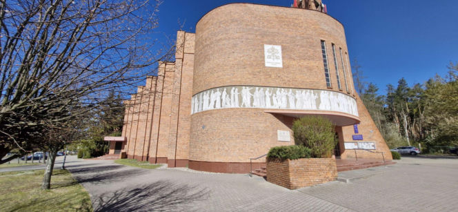 Pogrzeb 4-letniego Szymka. Chłopczyk wypadł z balkonu w Bydgoszczy