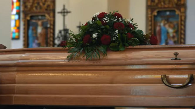 Piotr ubrał mundur, ucałował rodzinę i wyszedł do pracy. Jego serce nagle przestał bić