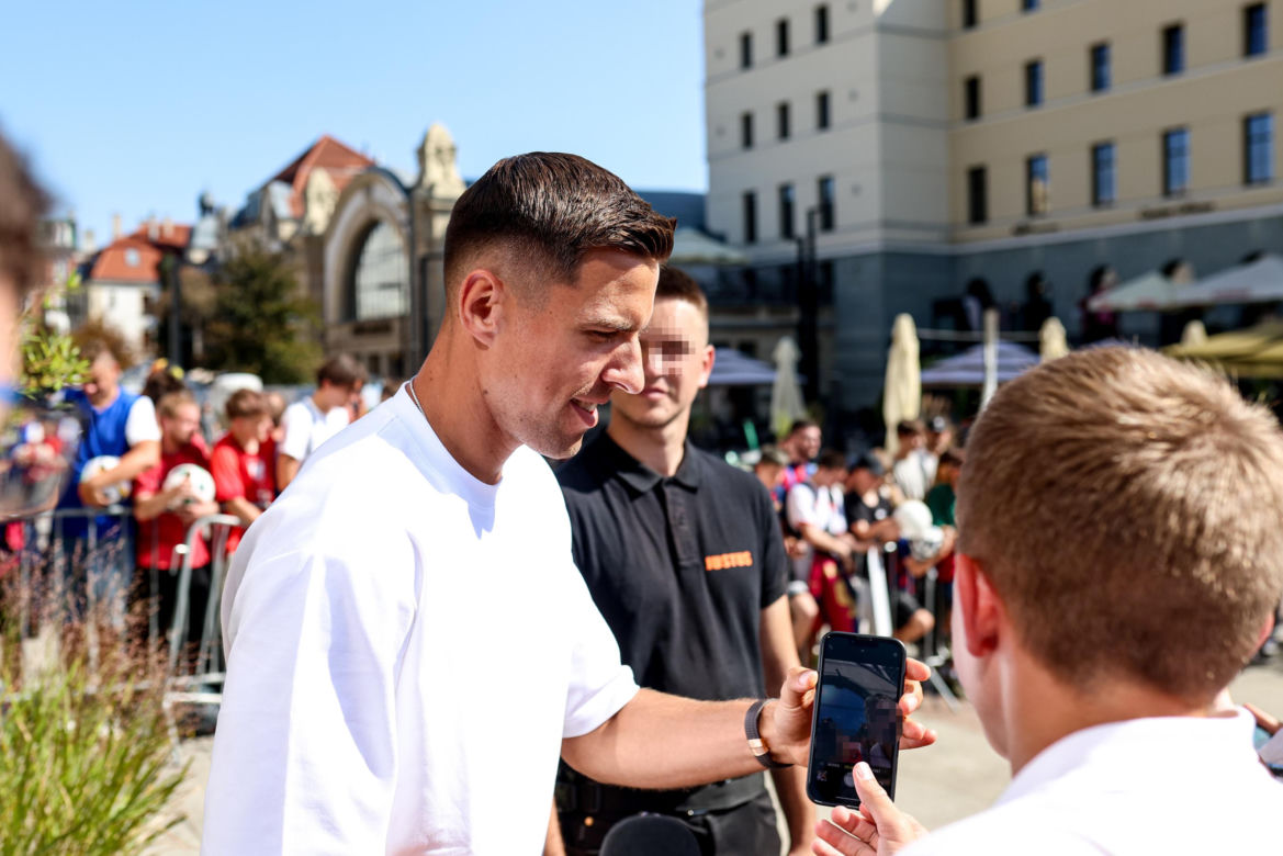 Piłkarze reprezentacji zjeżdżają się na zgrupowanie