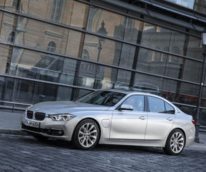 BMW 330e Plug-in Hybrid
