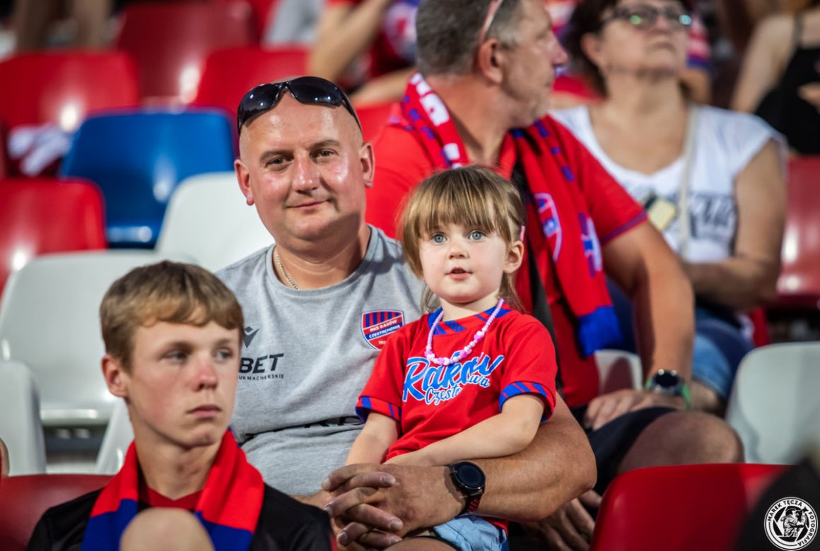 Raków Częstochowa - Legia Warszawa w meczu o Puchar Polski. Ponad 5 tys. widzów na trybunach!