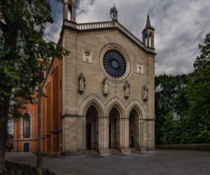 W tym mieście w woj. małopolskim księża leczyli wodą. Leży w pobliżu Krakowa