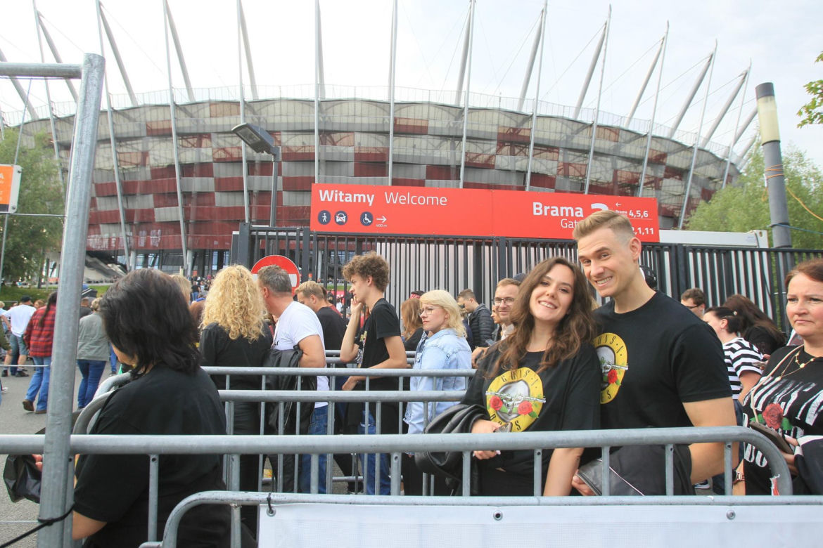 GUNS N' ROSES