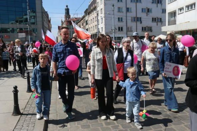 Wrocław: ulicami miasta przeszedł Marsz dla Życia i Rodziny