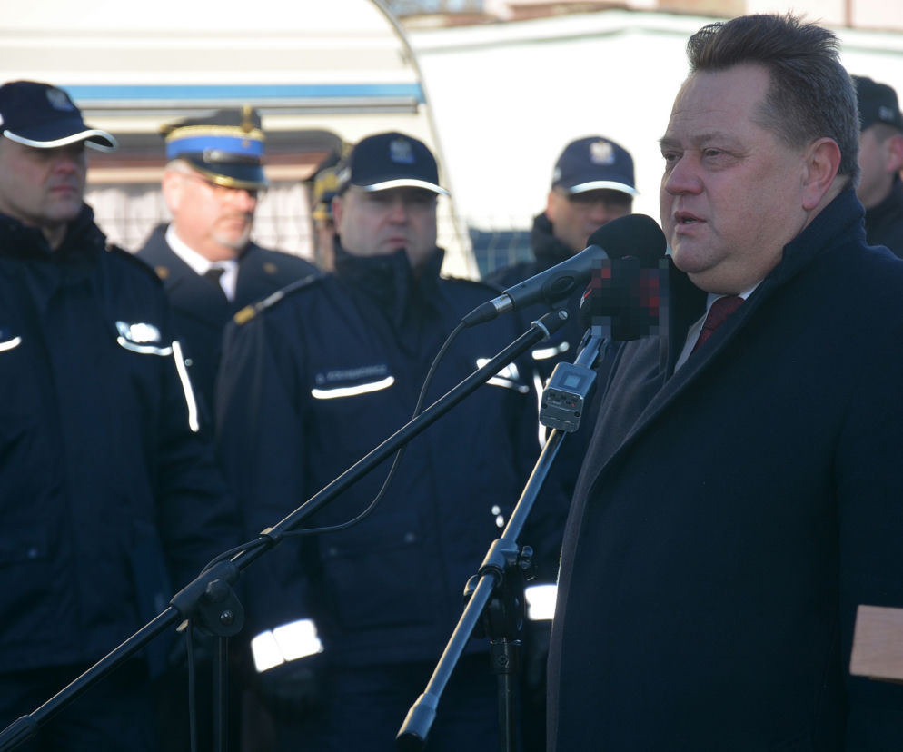 Nowa siedziba policjantów w Raczkach. Na otwarciu był Zieliński [ZDJĘCIA]