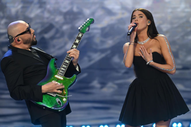 Elegancka Roxie Węgiel na Polsat Hit Festiwal
