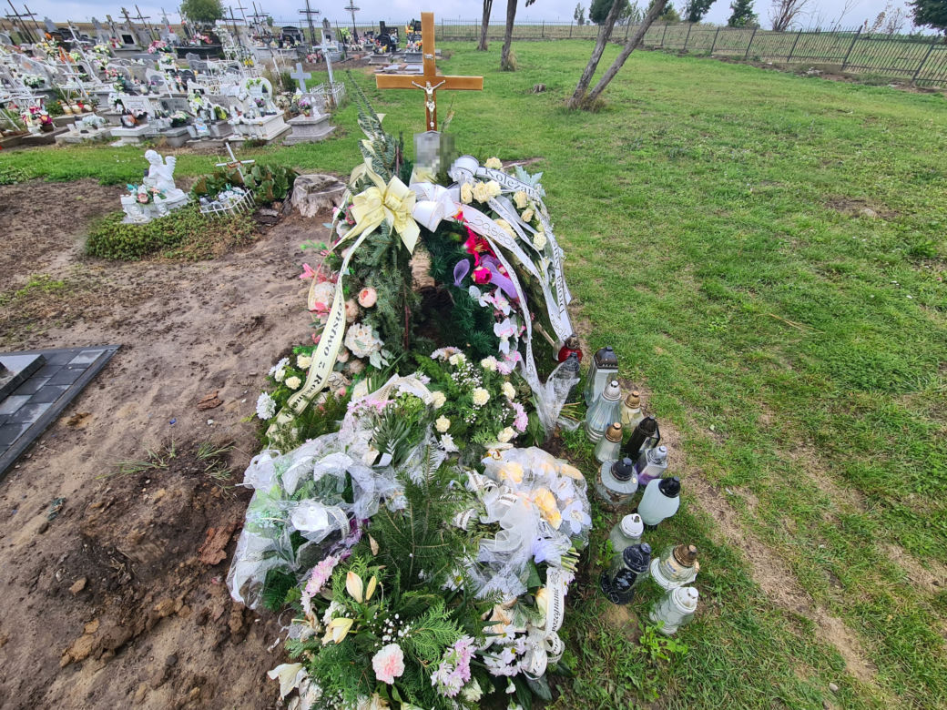 Anna została zabita w Przemyślu. Kwiaty zdobią jej grób [GALERIA]