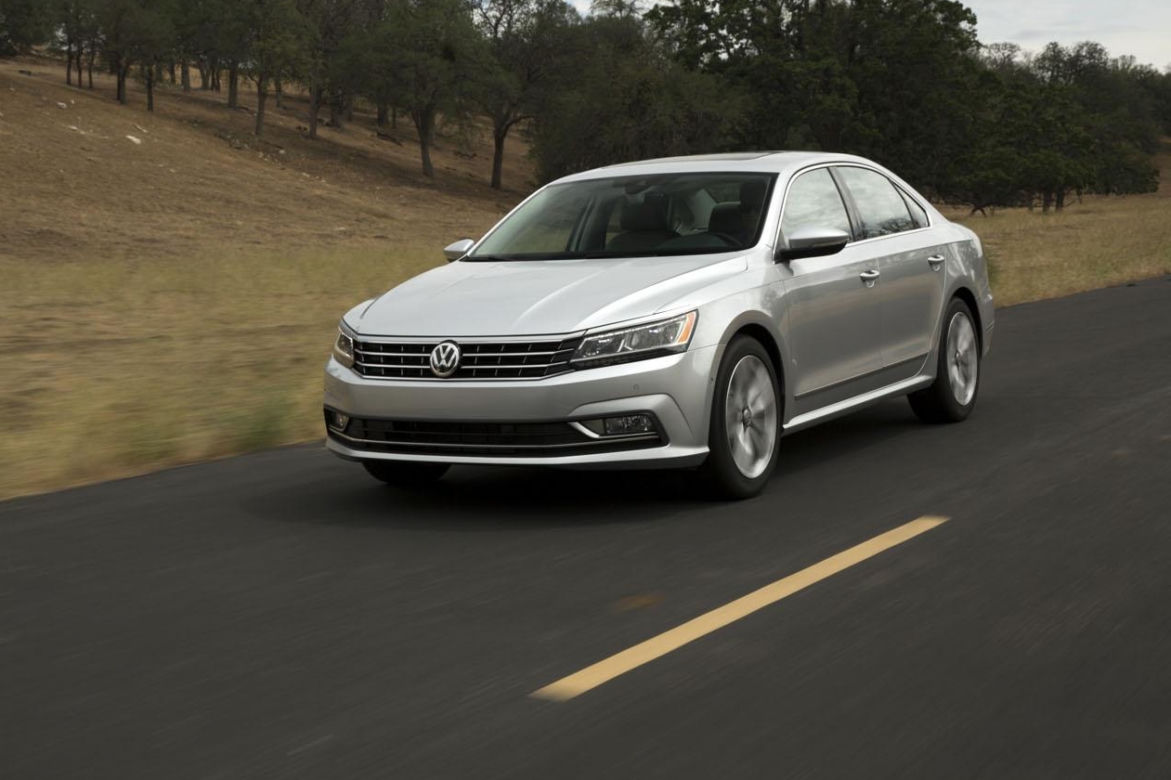 Amerykański Volkswagen Passat 2016