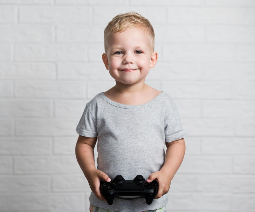 To męskie imię oznacza szlachetnie urodzonego. Niegdyś nosiła je arystokracja, dziś nikt o nim nie pamięta