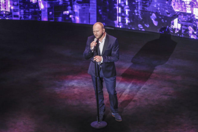 Borys Szyc kiedyś i dziś. Tak wyglądała jego droga na szczyt polskiego kina