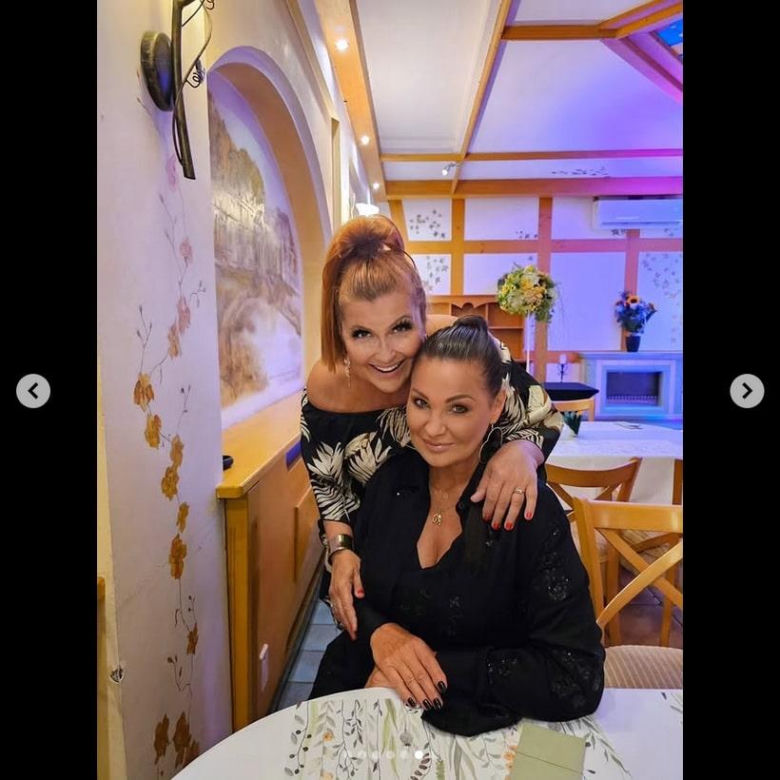 Photoshop poszedł za daleko? Fani nie poznali Skrzyneckiej i Pavlović