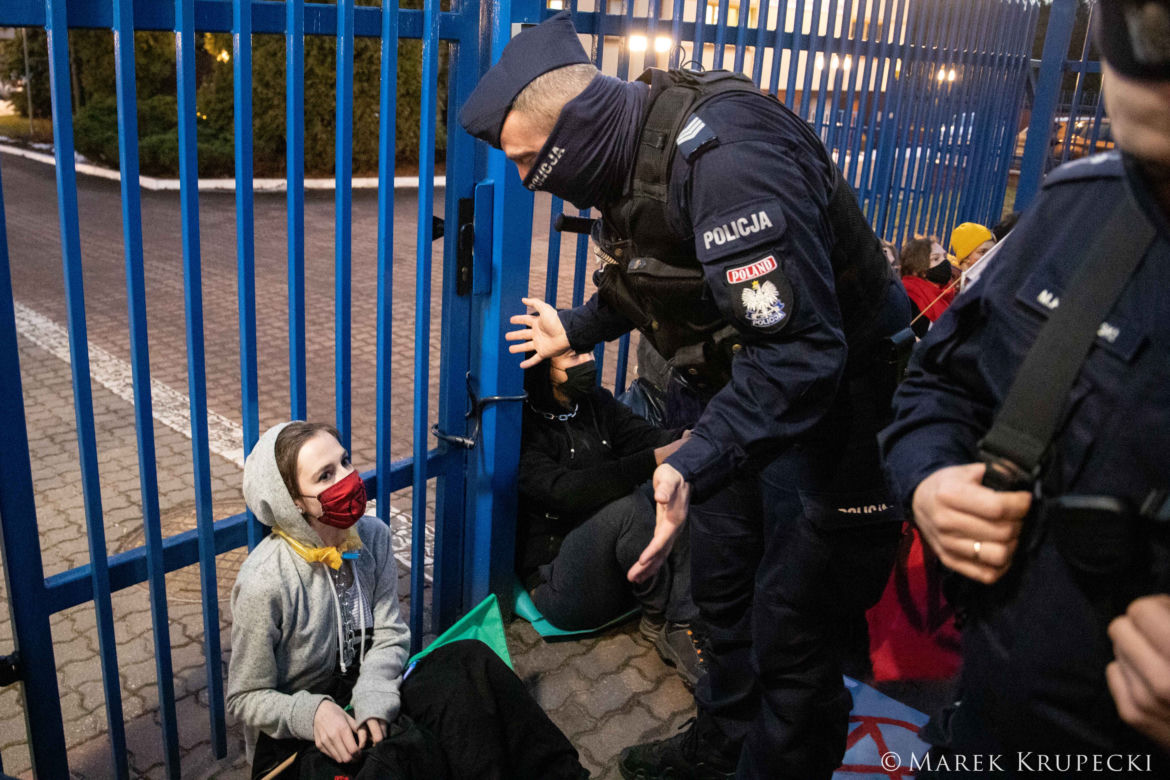 Protest Extinction Rebellion Toruń pod Radiem Maryja! "Zacznijcie mówić prawdę"