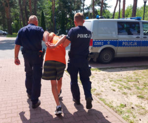 Własną piersią broniła wódki! Złodziej zatrzymany