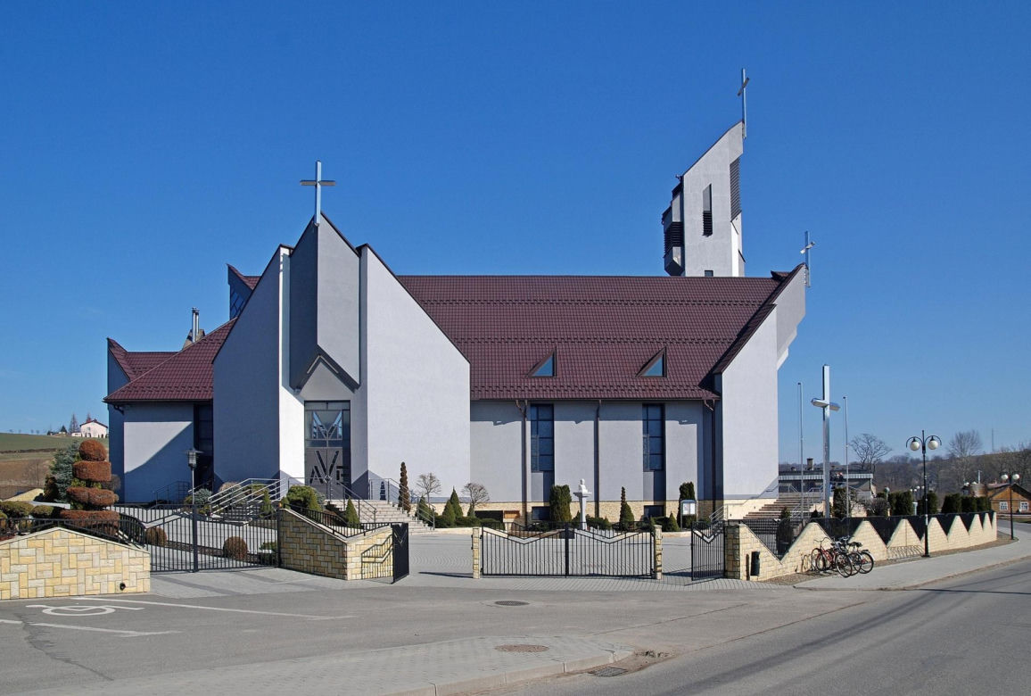 Jodłowa. Uzyskała lokację miejską w 1733 roku, zdegradowana w 1933 roku.