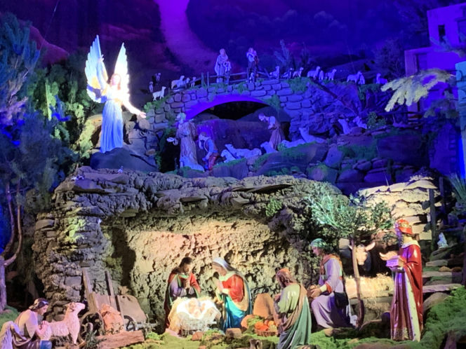 Żłóbek w Panewnikach 2025. Franciszkanie postawili na symboliczne sceny