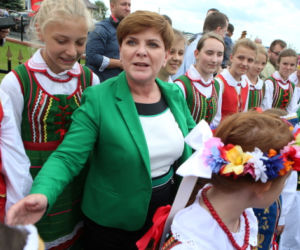 SZYDŁO KOPIUJE TUSKA