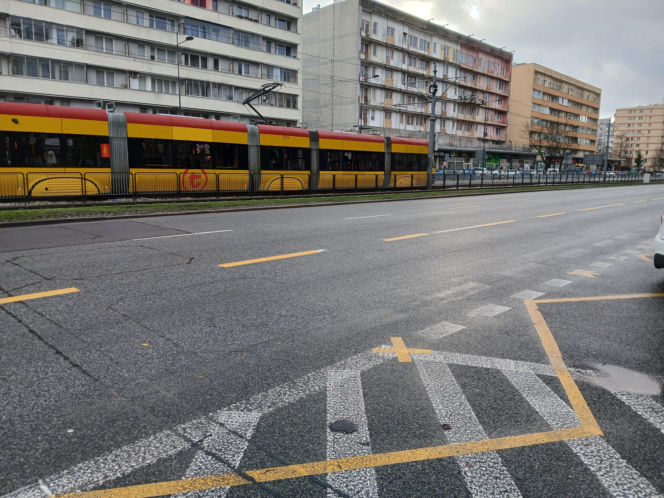 Skrzyżowanie ulic Grójeckiej, Wawelskiej i Kopińskiej w Warszawie