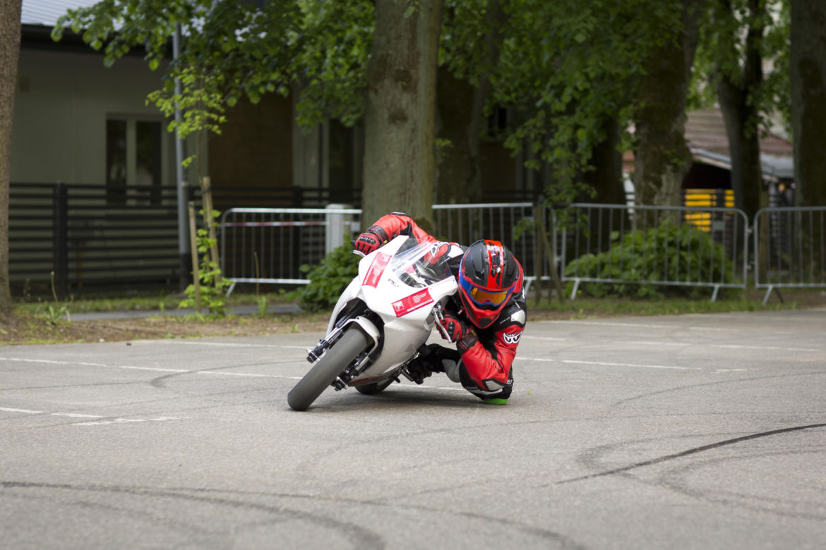 ESKA RIDER SHOW 4