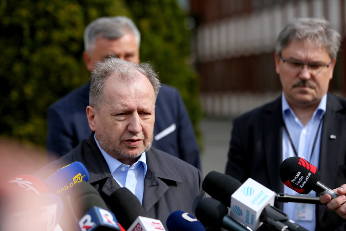 9 wybuchów metanu w kopalni Pniówek! Ratownicy przerywają akcję i nie wracają. "To bardzo trudna decyzja"  