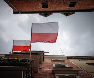 Święto Flagi i Konstytucji 3 Maja w Toruniu. Tak wyglądały w czasach pandemii koronawirusa