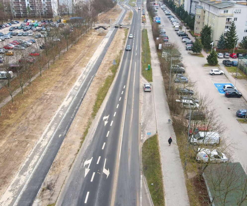Wzdłuż większej części nowego odcinka trasy rowerowej powstał także chodnik