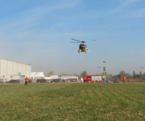 Przy hali EXPO Kraków wylądował śmigłowiec LPR