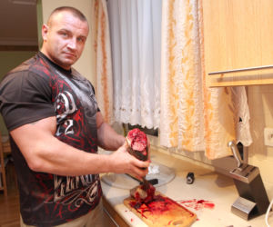 Mariusz Pudzianowski vs. karp