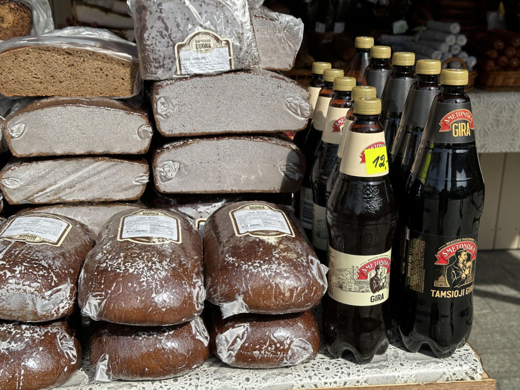 W Krakowie wystartował jarmark wielkanocny. Sprawdziliśmy tegoroczne ceny!