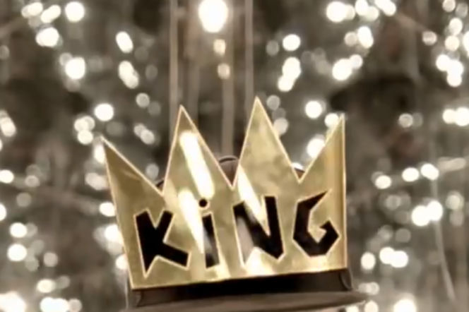 korona w teledysku do Scream & Shout will.i.am'a i Britney Spears