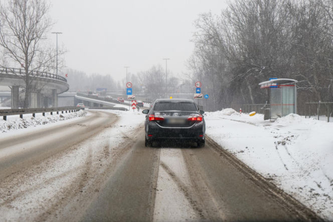 Gołoledź paraliżuje Polskę!