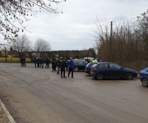 Rutkowski Patrol przeczesuje jezioro i las w Piotrkowie, szukają 32-latka