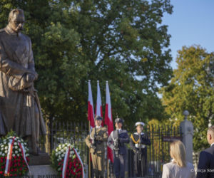 Marta Nawrocka w kostiumie na Święcie Wojska Polskiego. Czym zaskoczy pierwsza dama w tym roku?