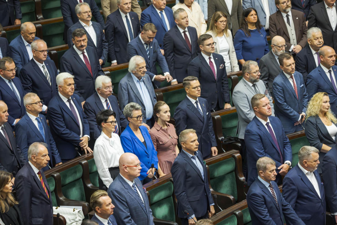 Powakacyjna rewia mody w Sejmie
