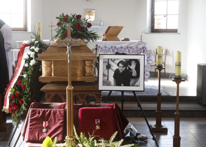 Pogrzeb fotoreportera Adama Chełstowskiego