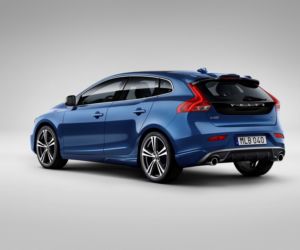 Volvo V40 lifting 2017