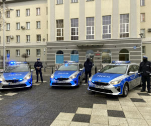 Białystok. Nowe radiowozy dla podlaskich policjantów