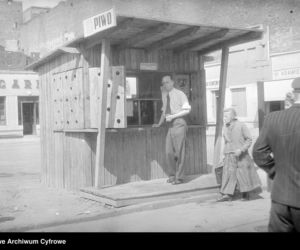 QUIZ PRL. Czy się stoi, czy się leży, trzy tysiące się należy. Tak pracowano w PRL-u