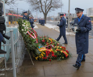 Policjant zainterweniował na urlopie i zginął. Andrzej Struj śmiertelnie dźgnięty nożem. To był szok