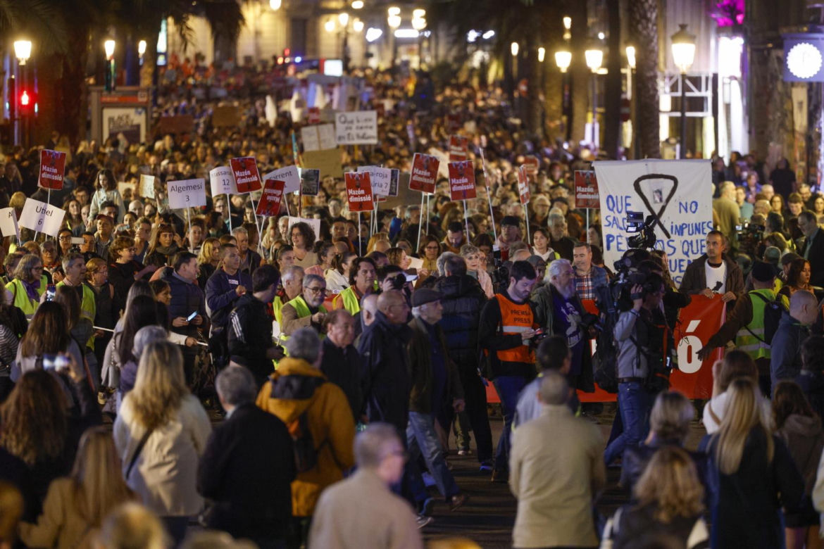 Protesty w Walencji po powodzi