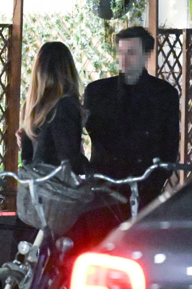 Sandra Kubicka przyłapana z przystojniakiem