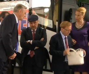 Ranczo 9 sezon. Dyrektorka Wiesława Oleś (Ewa Kuryło), senator Kozioł (Cezary Żak), Czerepach (Artur Barciś), Więcławski (Grzegorz Wons)
