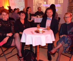 Koncert wybitnego pianisty i uzdolnionej stypendystki w Lasecznie