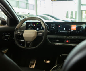 DELIK – DEALER ROKU 2025 POLECA – NAJNOWSZA KIA K4!