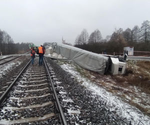 Cudem uniknął śmierci. Poważny wypadek na torach