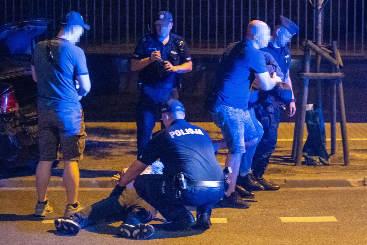 Pod prąd wąskimi uliczkami. Policyjny pościg w Warszawie