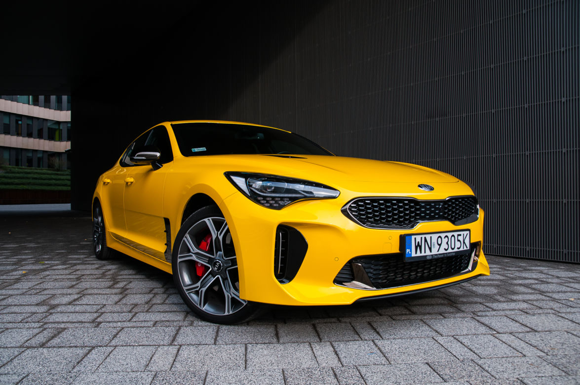 Kia Stinger GT 3.3 V6 T-GDI 366 KM 8AT AWD
