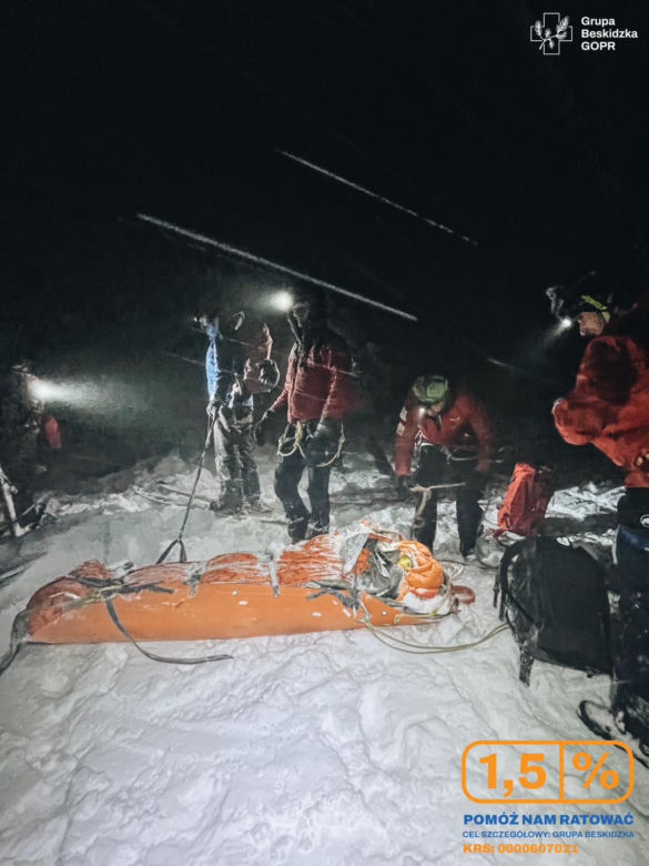 "Morsował" i zabłądził. Ratownicy znaleźli go leżącego w śniegu 