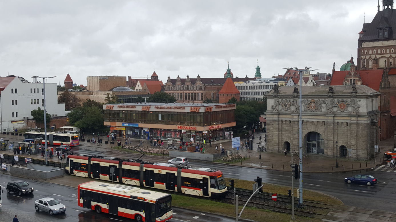 Budynek LOT w Centrum Gdańska